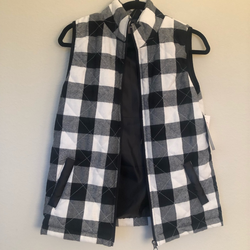 Black and White Plaid Vest from Pink Lily